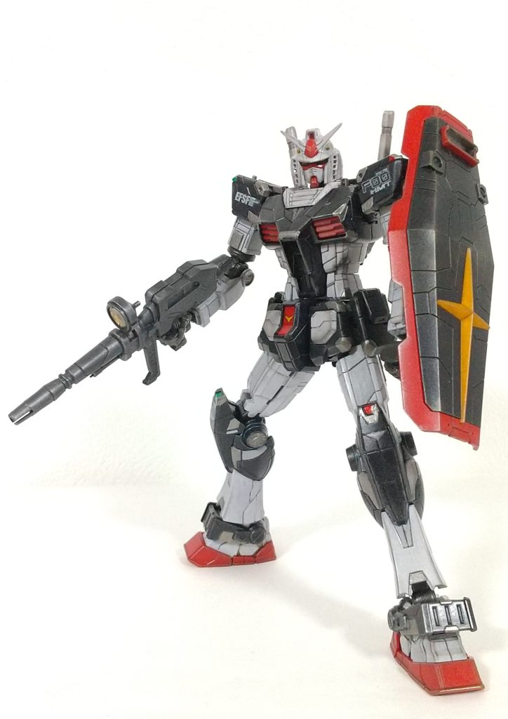 ホワイトの成形色はトーンを落としたくて、リアルタッチマーカーでフィルタリング。何気無い立ち姿で格好よくキメルのが一番難しい…(^^;