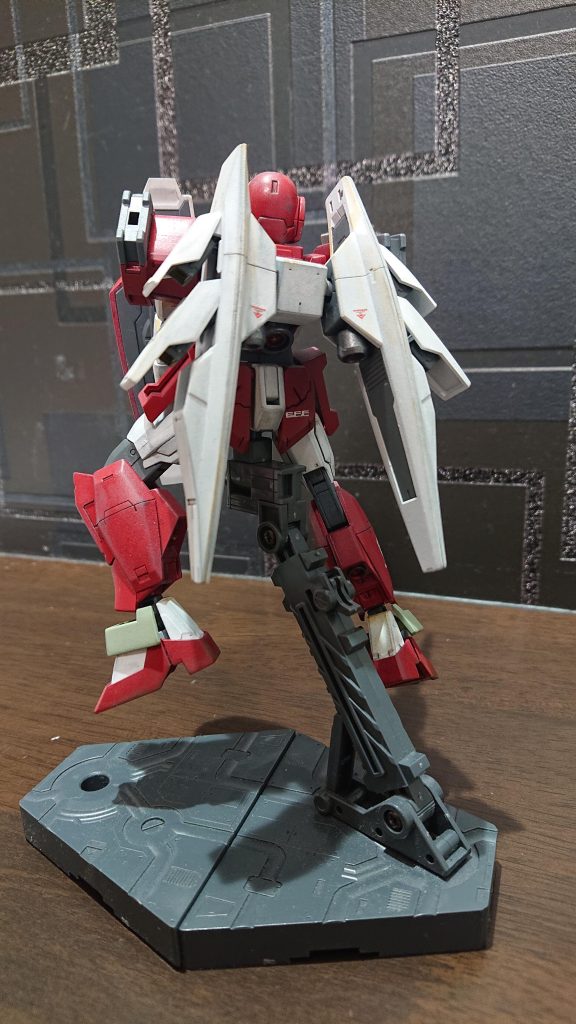 Gサイフォスのバックパックは強者感があってとても良いですね。バーニア口をパカパカ出来て表情も付けやすい。