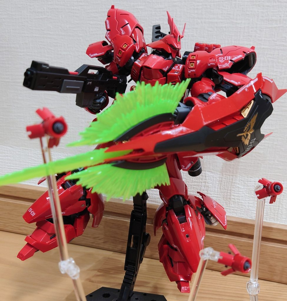 RGサザビー–2枚目/制作者：隠れ蓑