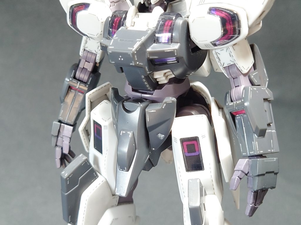 デカールも貼ってないのでコーティングはないです。