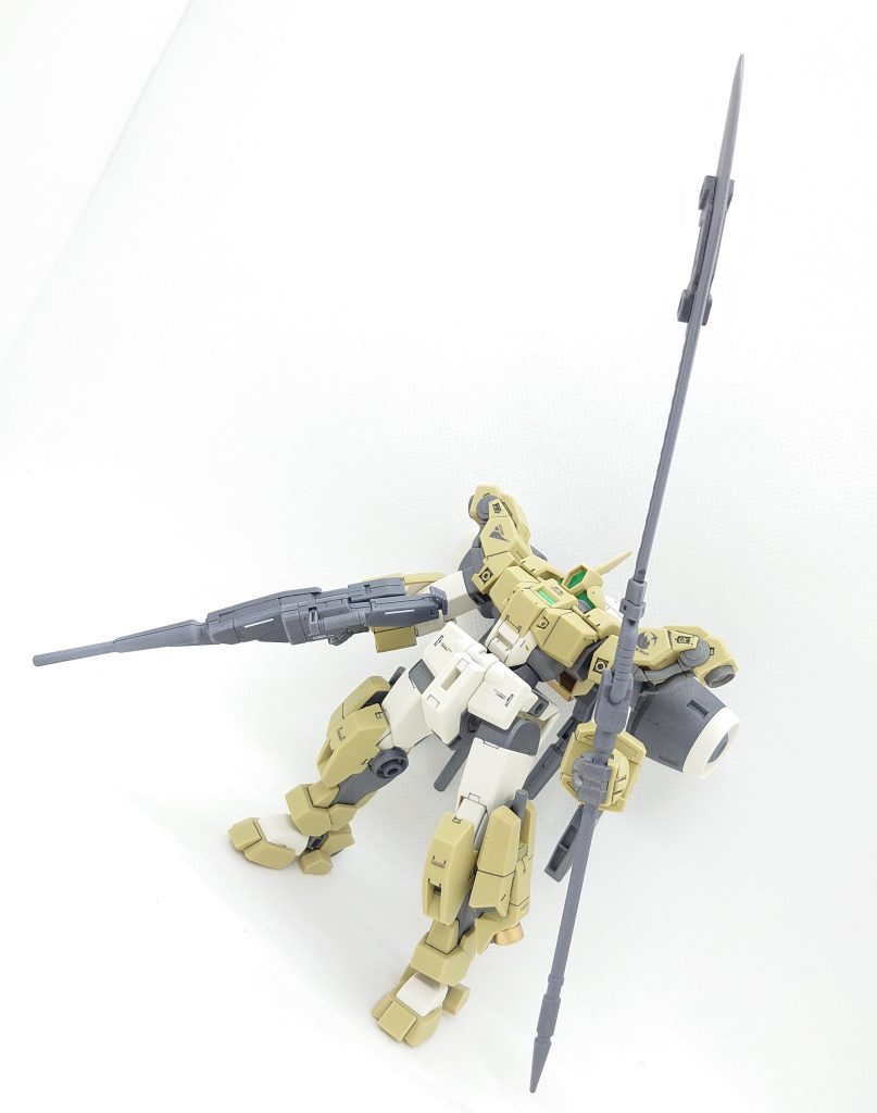 部分塗装、墨入れ、デカール、トップコート仕上げです。ガンダムベースのお土産武器が役に立って良かったです。