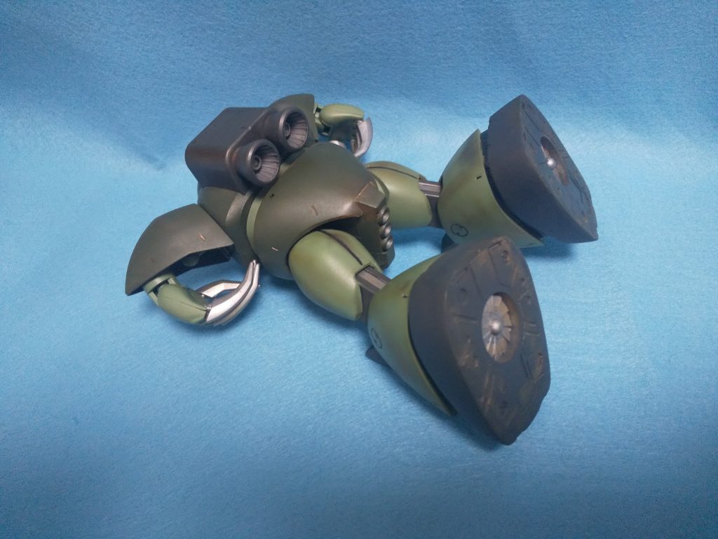 水中に誘いこんで一気にケリをつけるぞ…。あれ?追ってこない?