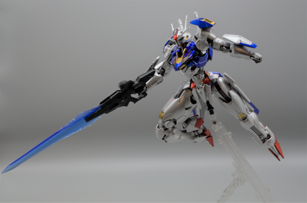 関節部分はスターブライトアイアンとダークステンレスシルバーを使ってます