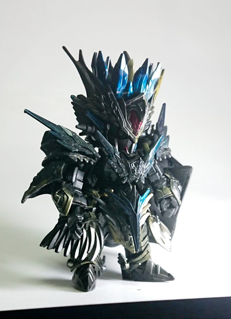 ナイトガンダムシリーズが大好きで、ナイトストライクガンダムを見つけて、のちに知ったガンダムなのですが、アーサー王伝説を想像したら先に作ってましたw塗装に関しては黒サフを拭きたい!から始まり、金!銀!wフル塗装初めて3回目?ぐらいの作品になります。まだまだ無知でもっと経験を!