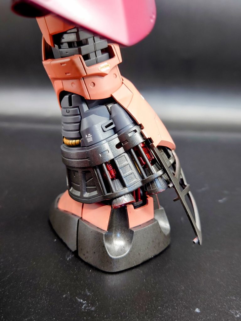 バーニアや、パイプを塗り分け追加するとかなーり良い感じになります。