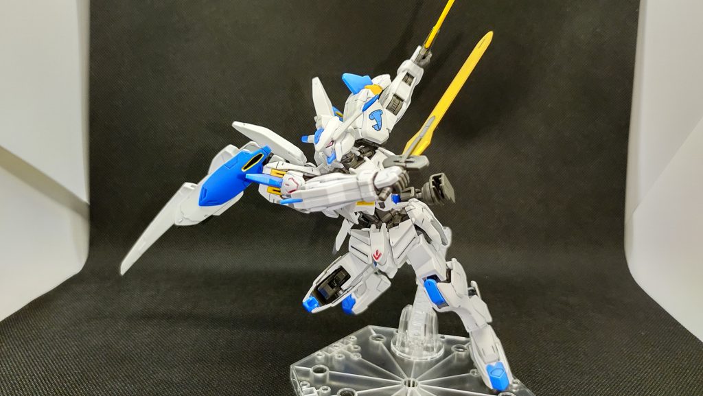 二刀流アクションその二。