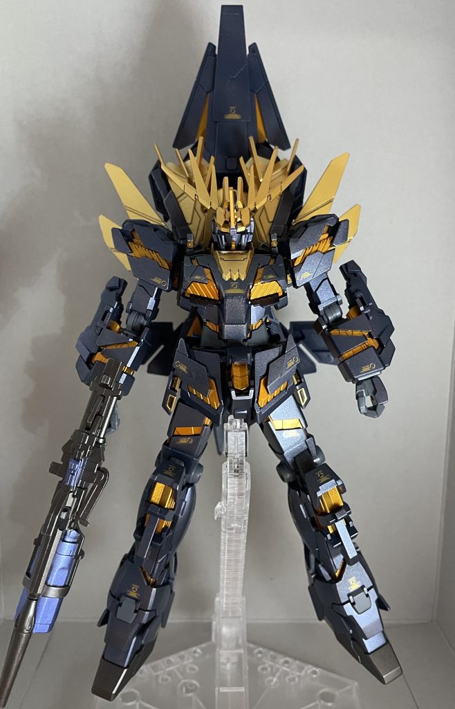 水転写デカールにも初挑戦した結果ひとつひとつ貼っていく度に前に貼ったデカールが手にへばり付きやり直すを繰り返していました🥺人は、同じ過ちを繰り返す…まったく!