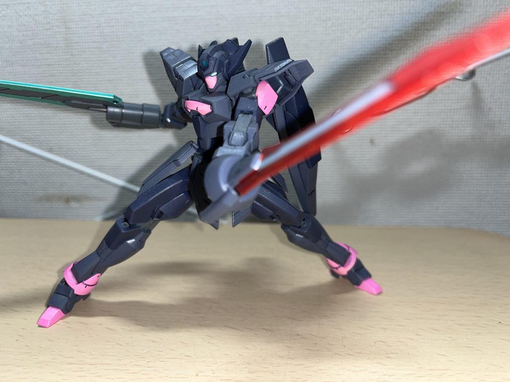 ヒートソード。妄想では、SEED系の異常に頑丈な実体シールドへの特効があることになっている。なので『対対ビームシールド用ヒートソード』って名前なのですw