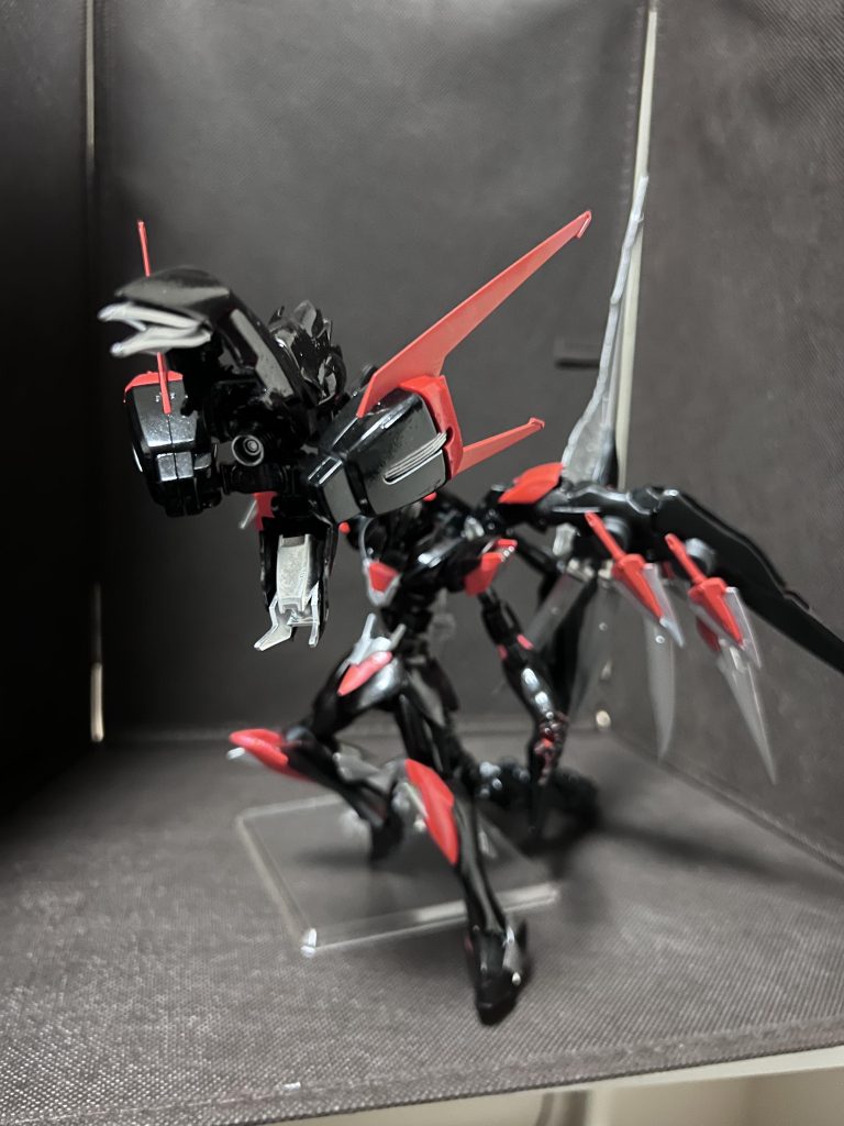 蛇のブレス体勢