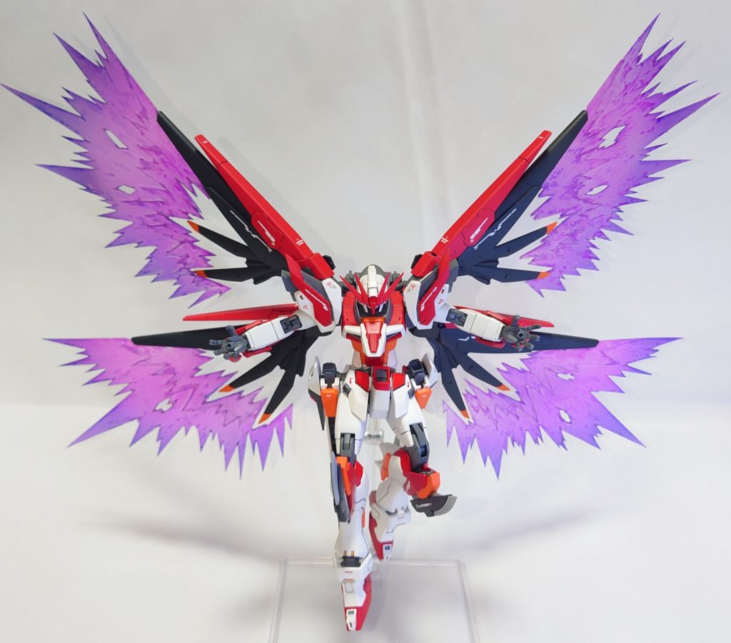 光の翼!!!元キットのやつ使えないから諦めるつもりだったけどデスティニーならないとダメでしょってなって透明プラ板で作成!