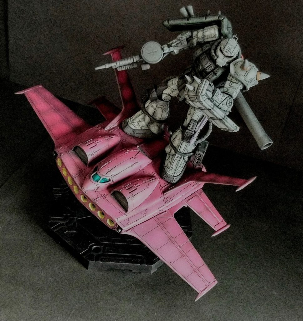 このドダイYsは前作のMS06J陸戦ザクとセットで製作していました。始めからザクを乗せるつもりでストーリーでは紹介しませんでしたが、どちらにもネオジム磁石を仕込んでいました!