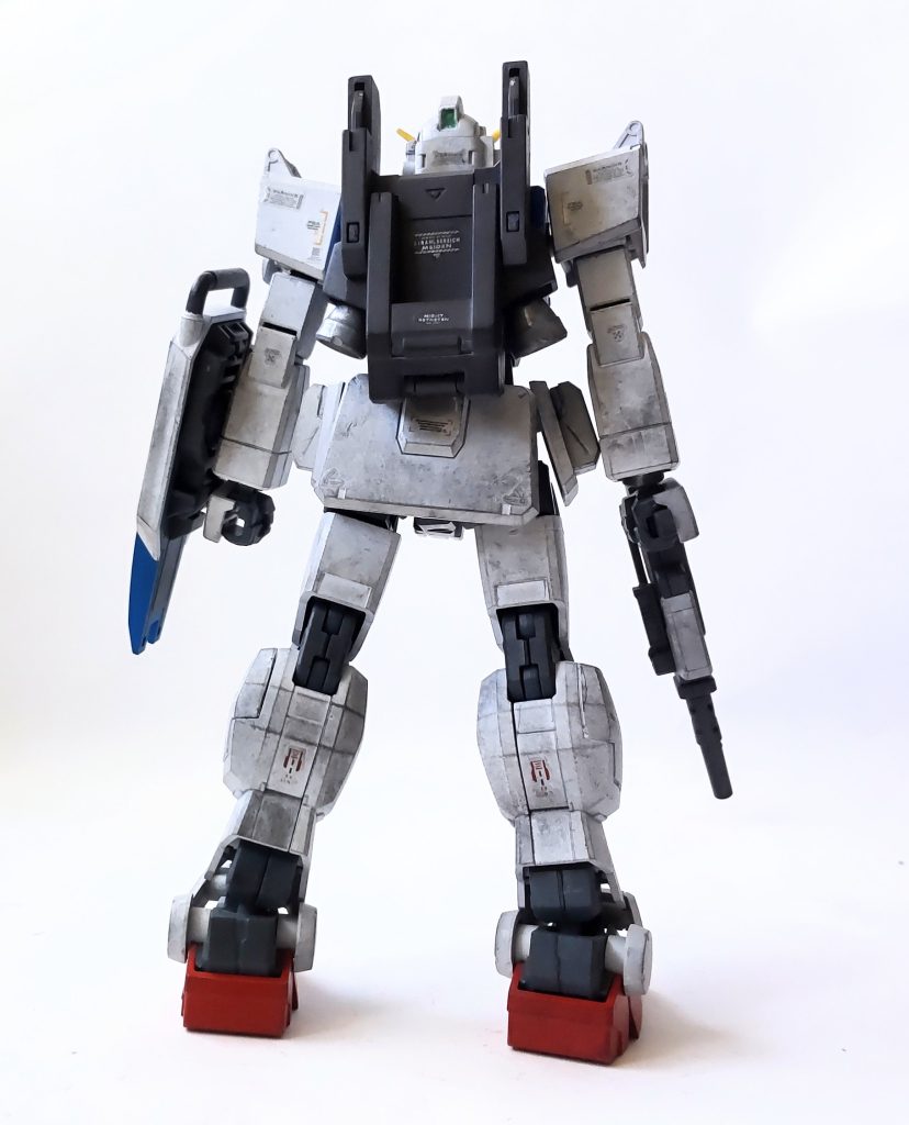 リアビューですが細かい所にデカール貼ってます