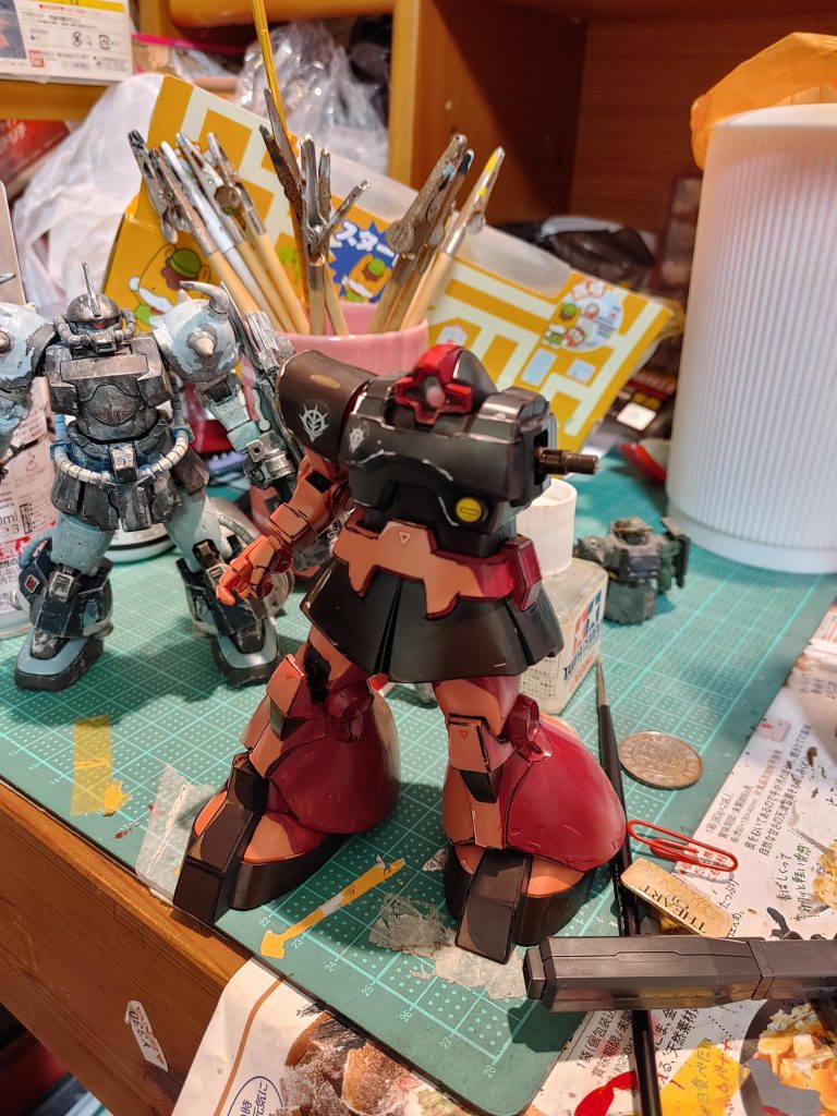 なぜか知りませんが、左腕ばっかり塗装してましたwなんででしょうwそんなに左腕に拘りがあったのかな？w