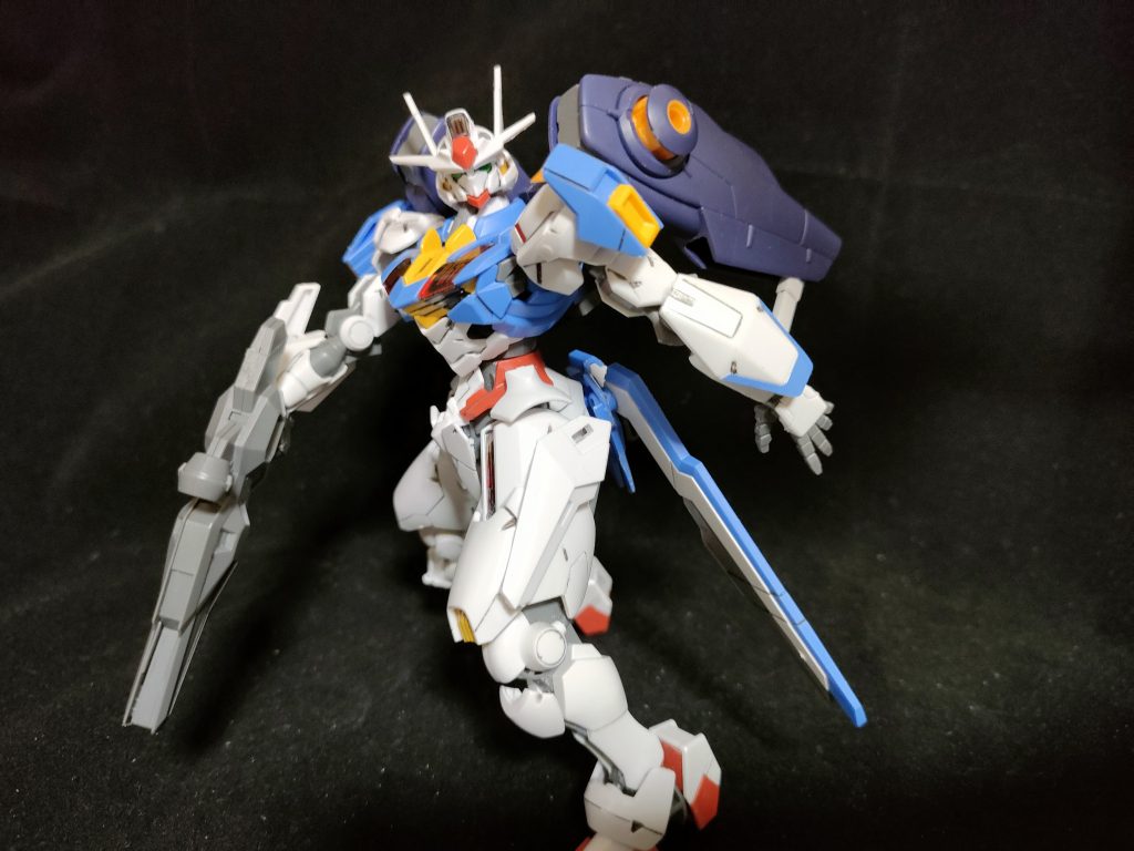 振り向きエアリアル(笑)肩周りが立体的に可動するので、表現力が上がりますね。