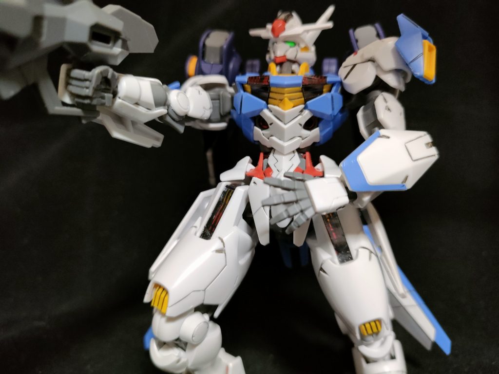 ミラソウルフライトユニットには平手が付いています。スミ入れも、まあ無難な感じですね。