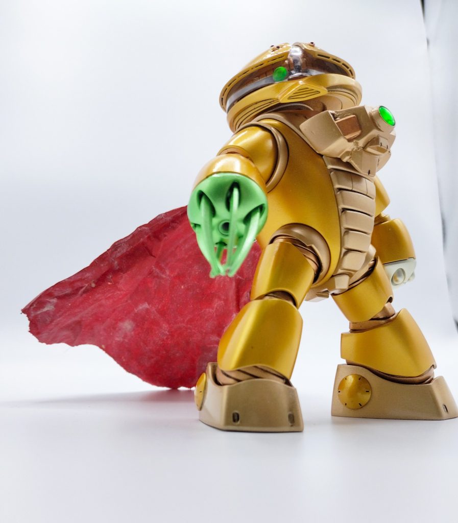 「見えた、水のヒトシズク!」と言う訳で、最近の森川ジョージ先生(Gガンダム推し)に、ことぶきつかさ先生ムーブを合わせてシャイニングアッガイ作成しました。プラス、ガンスタで尊敬するTamamaさんのマントを初めて作成してくっ付けてみました~