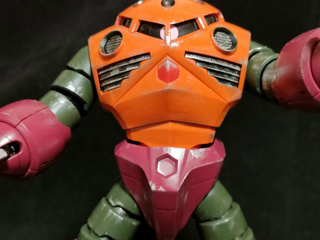 ウェザリングはやり過ぎるとわざとらしい気がするので、かなり控えめを意識してみました。