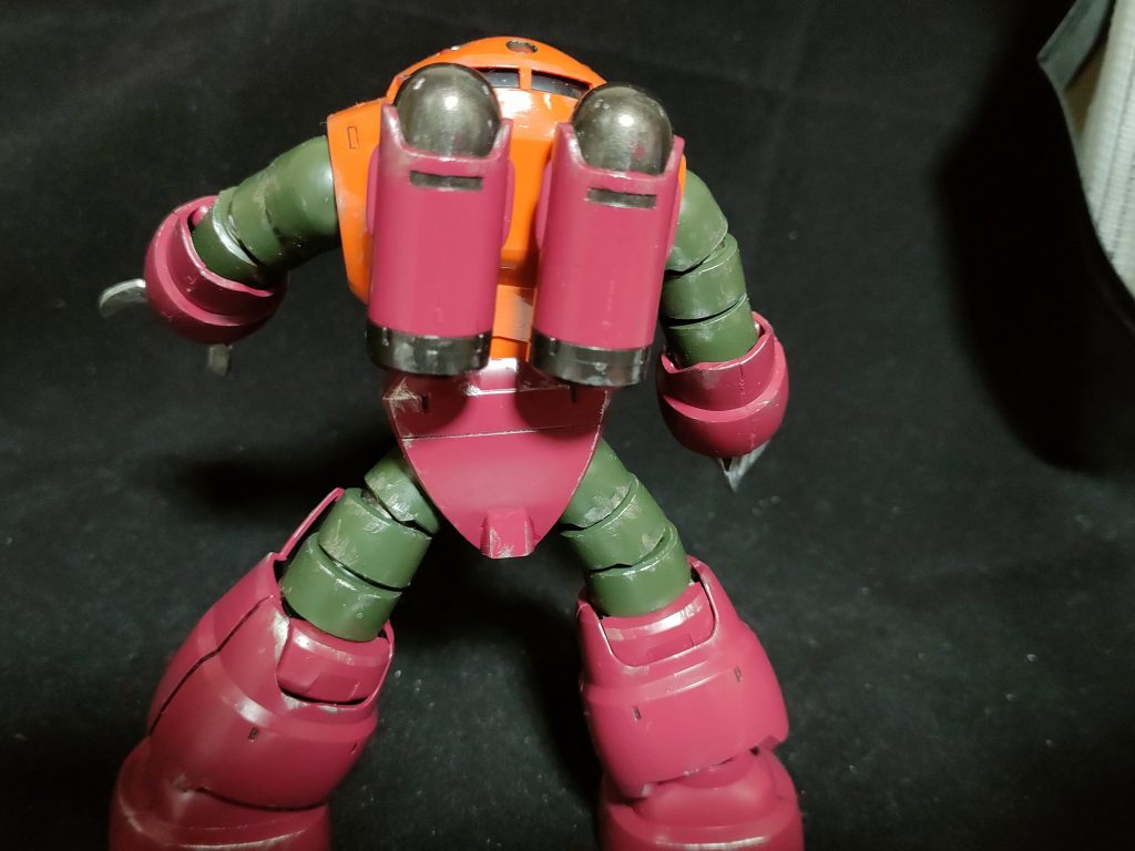 バックショット。スクリュータンク？部分も塗り分けてます。