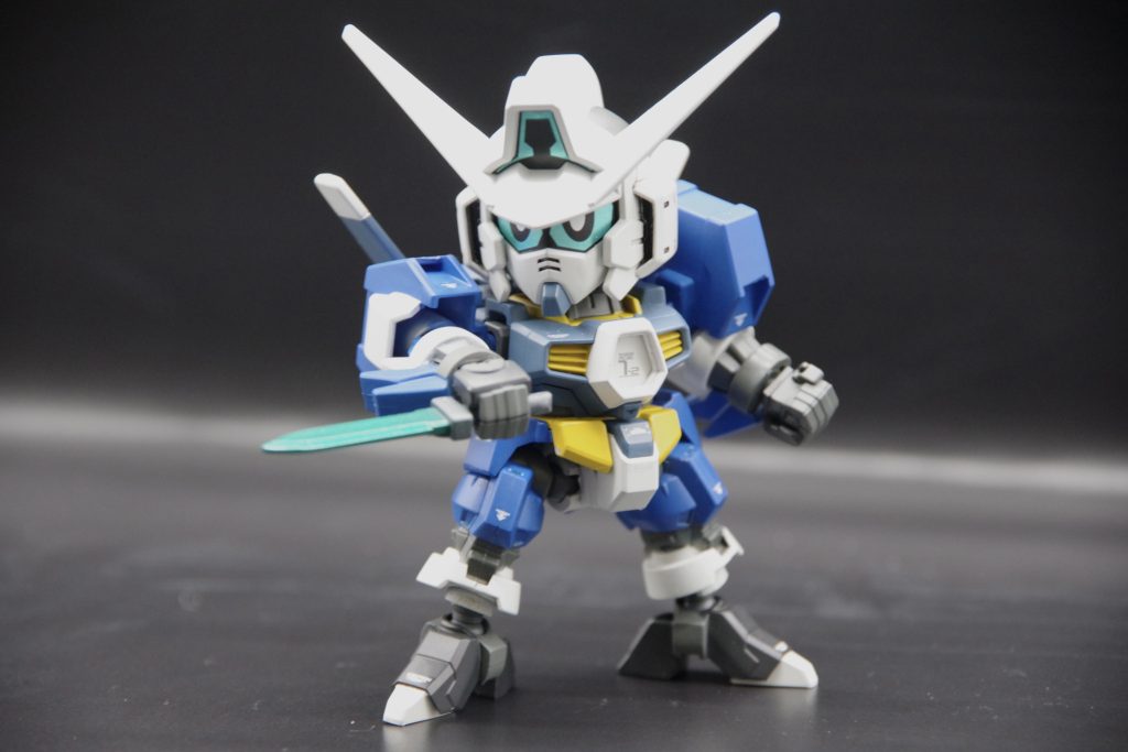 もちろんスパローも。腕が固定されてたので切り分けて動くようにしてみました。