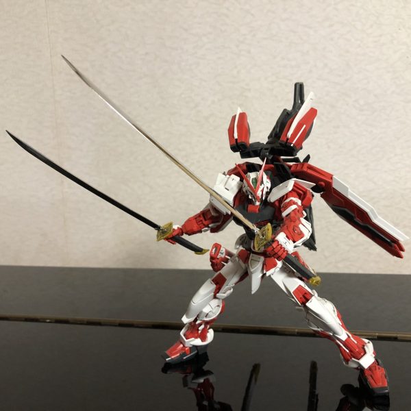 ガンダムアストレイ　レッドフレーム