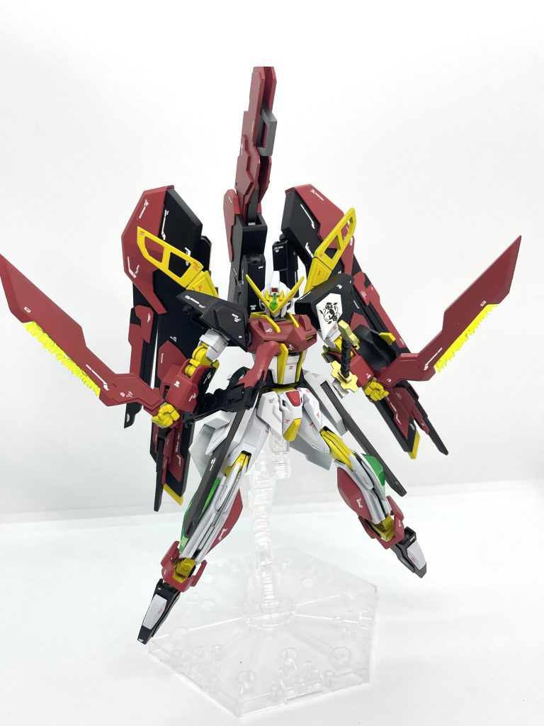 シールドは分離して双剣になります。