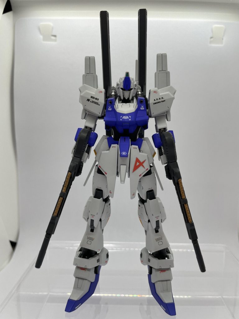 脚はHGのガンダムMK2だと太すぎたのでRGの方を使ったのですがちょっと長かったかな…😅
