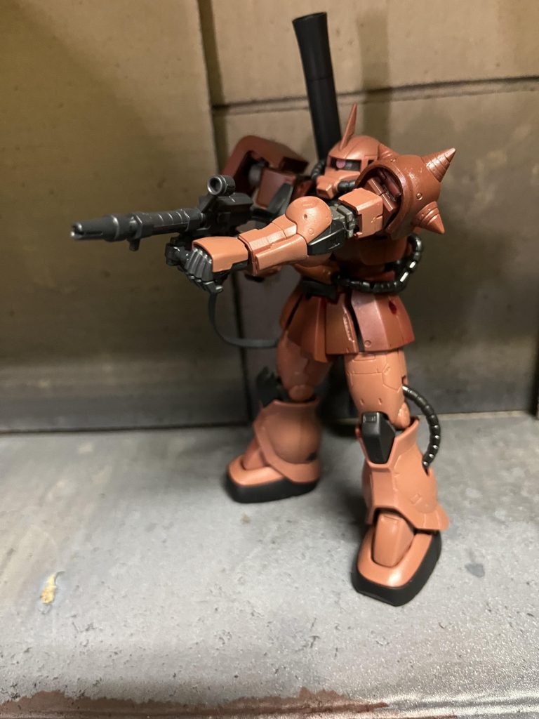 マシンガンはベルト給弾のものにしました。これは自分の好みですね。