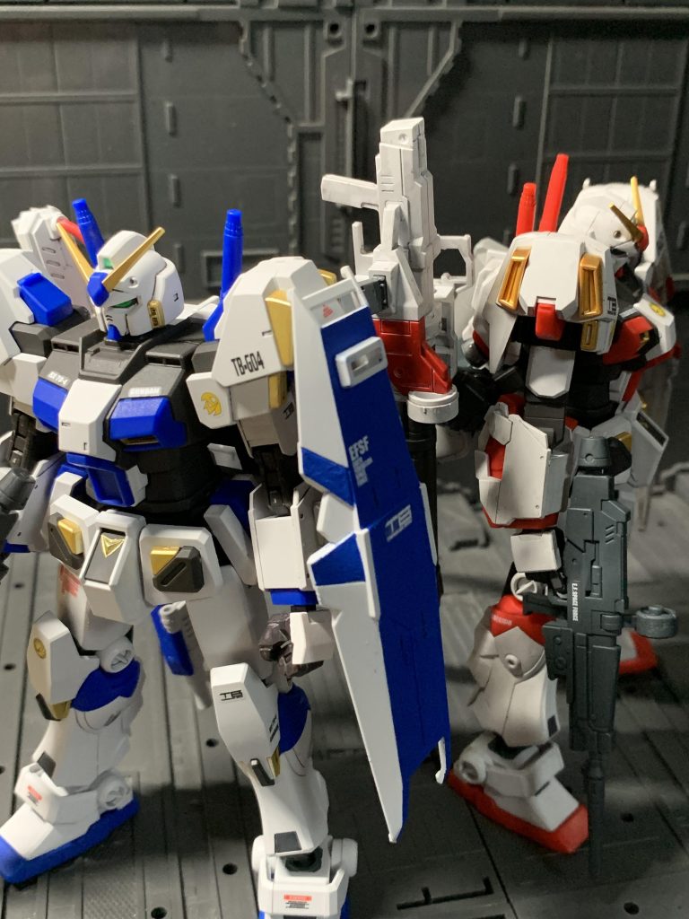 5号機と並べて。