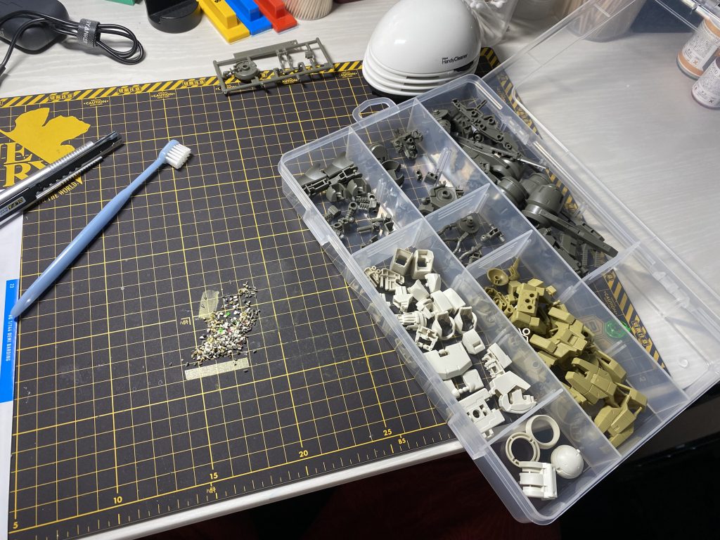 パーツ切り出し