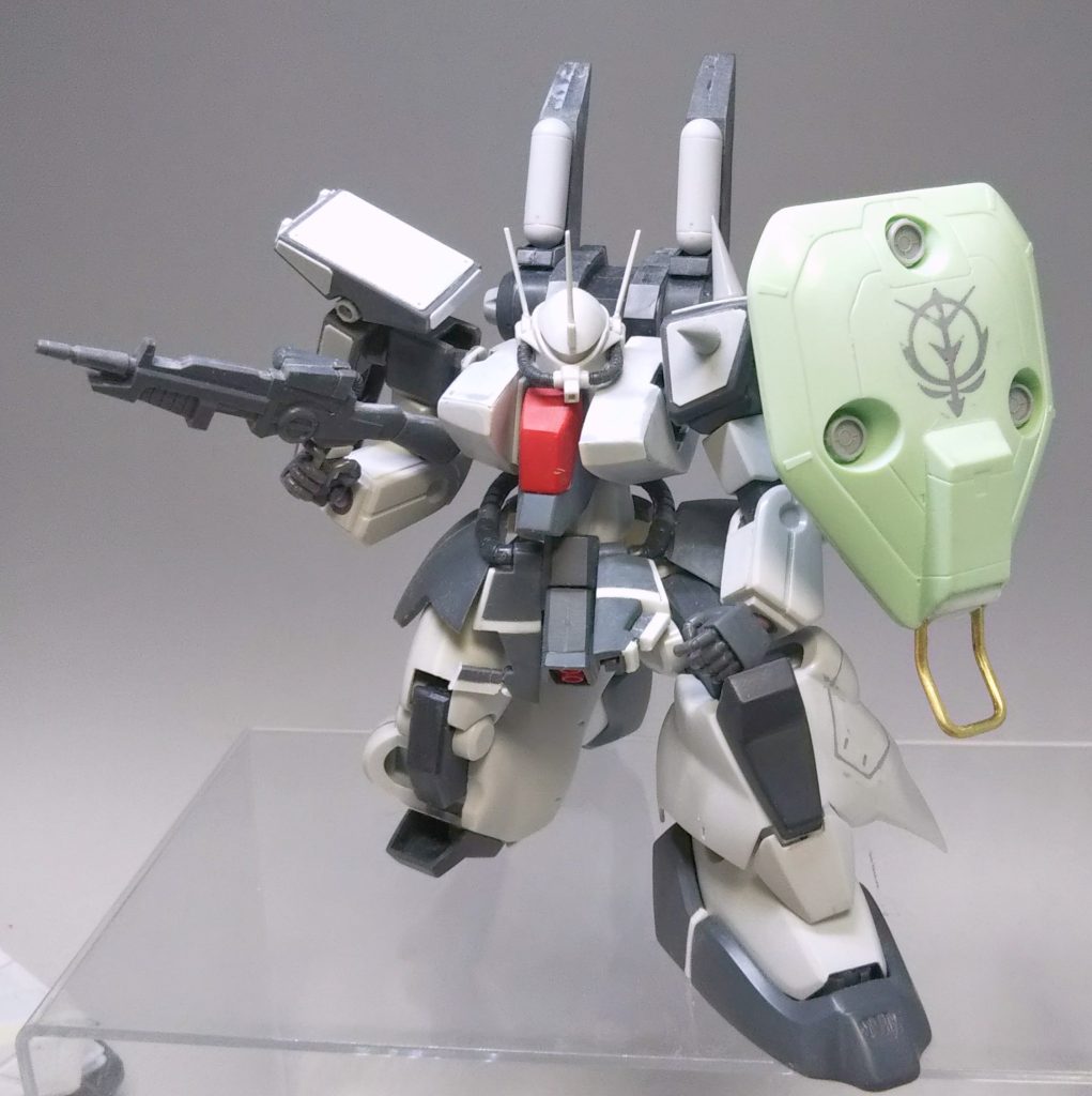 頭部の小型化。各部の幅増し、可動範囲の拡張等、自身の望む形を目指しました。