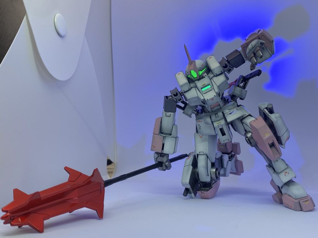 肩アーマーはパージして可動域を広げて、色々叩き潰す戦法