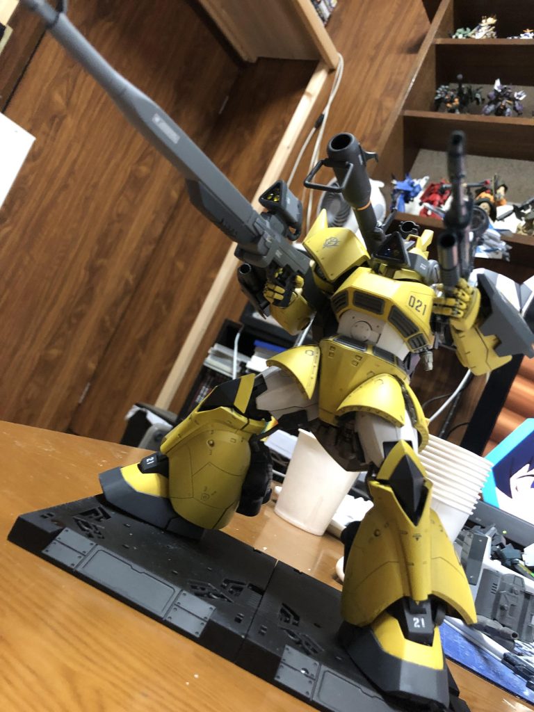 フルバースト!(スナイパーとはw)今月プレバンで予約したMGジョニーライデン専用高機動型ゲルググが来るのでユーマ専用ゲルググと合わせて(発売当日2個買いした自分を褒めてあげたい!)キマイラ第一小隊を再現するのが楽しみです。写真撮影の腕あげたい。