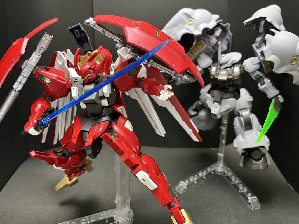 〜コンビネーション〜グエル『スレッタ、援護してくれ。まずは戦う力を奪う。スレッタ『わかりました。信じてます、グエルさん。スレッタ?『スレッタは私でしょ⁉︎その子じゃない!ふざけるなぁぁぁぁ!