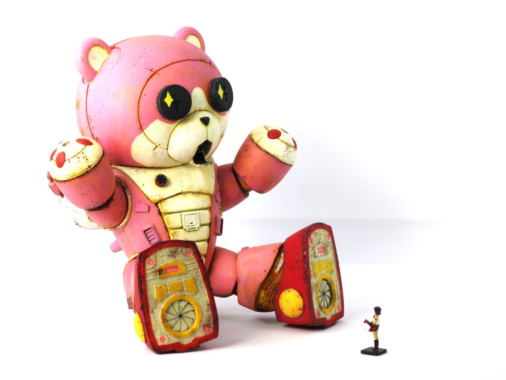 以上です。ありがとうございました。いつか美咲の同スケールフィギアを作って並べたい。ちなみに、駿河屋で買った組み済み部分塗装済みのジャンク品を使ったんですが、その塗装がとても素敵だったので、足裏だけですが残しました。