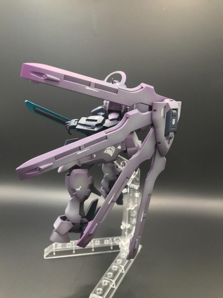 ガーディアンの裏側はこんな感じグラデーション塗装はまだまだ改善の余地ありですねーまた近いうちにやろう