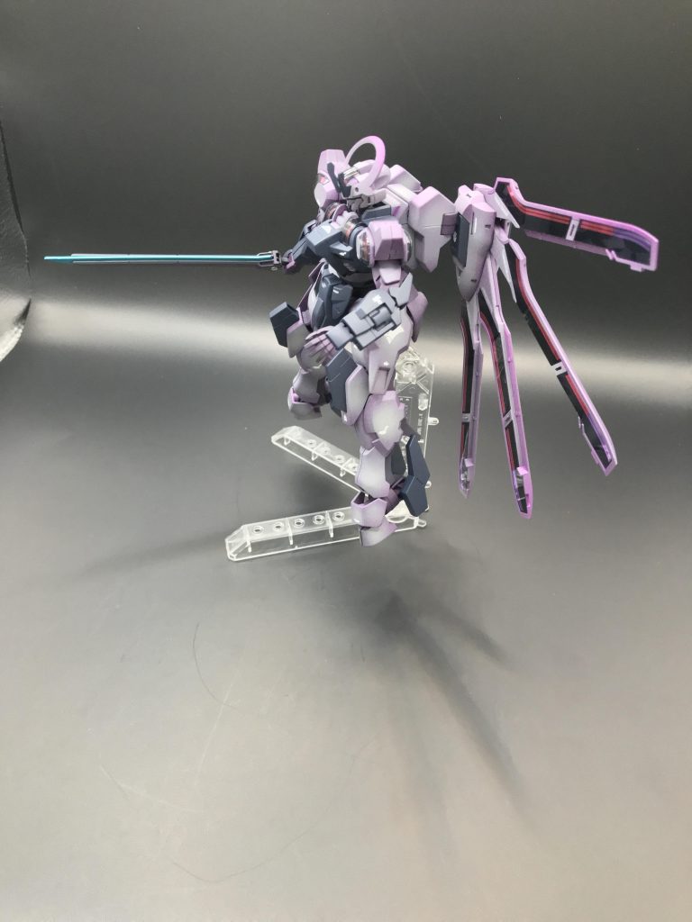 ダークカラーシュバルゼッテ–4枚目/制作者：にくつかみもちお