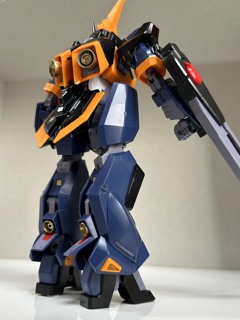 バーザム　背面