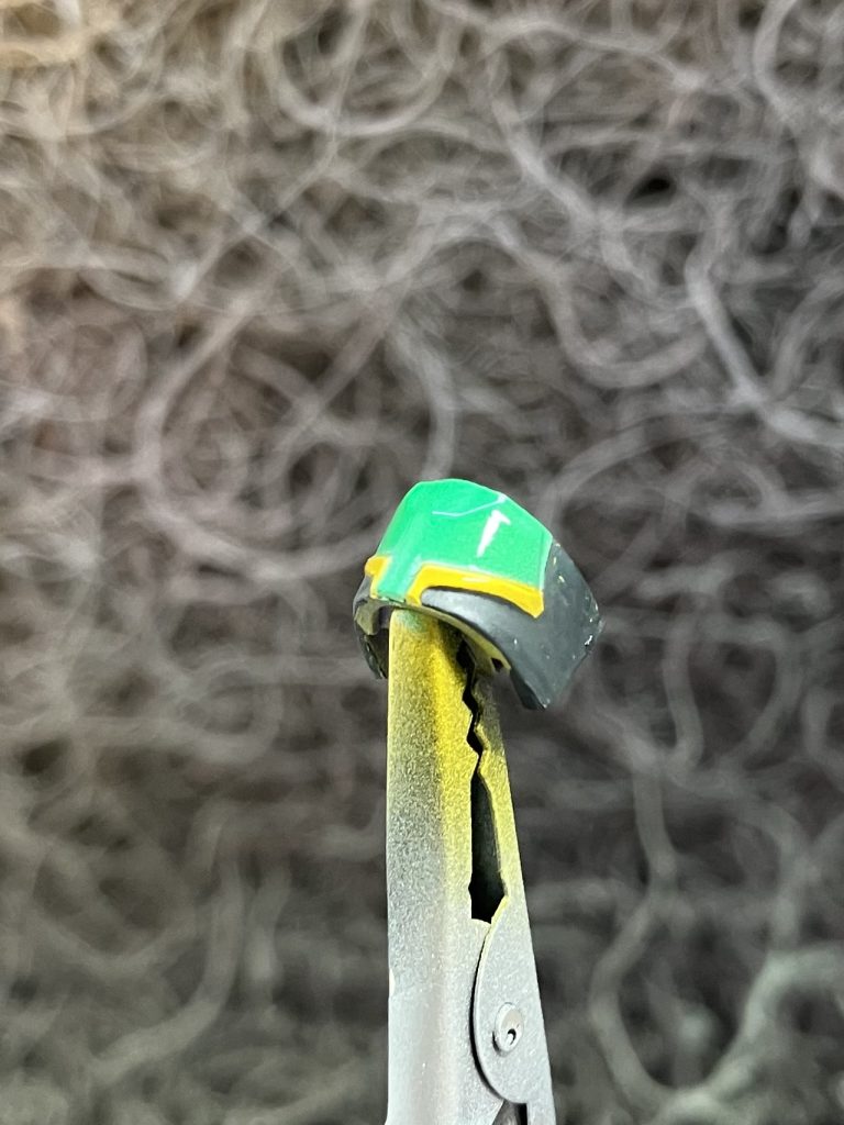 顔も塗り分けてます。