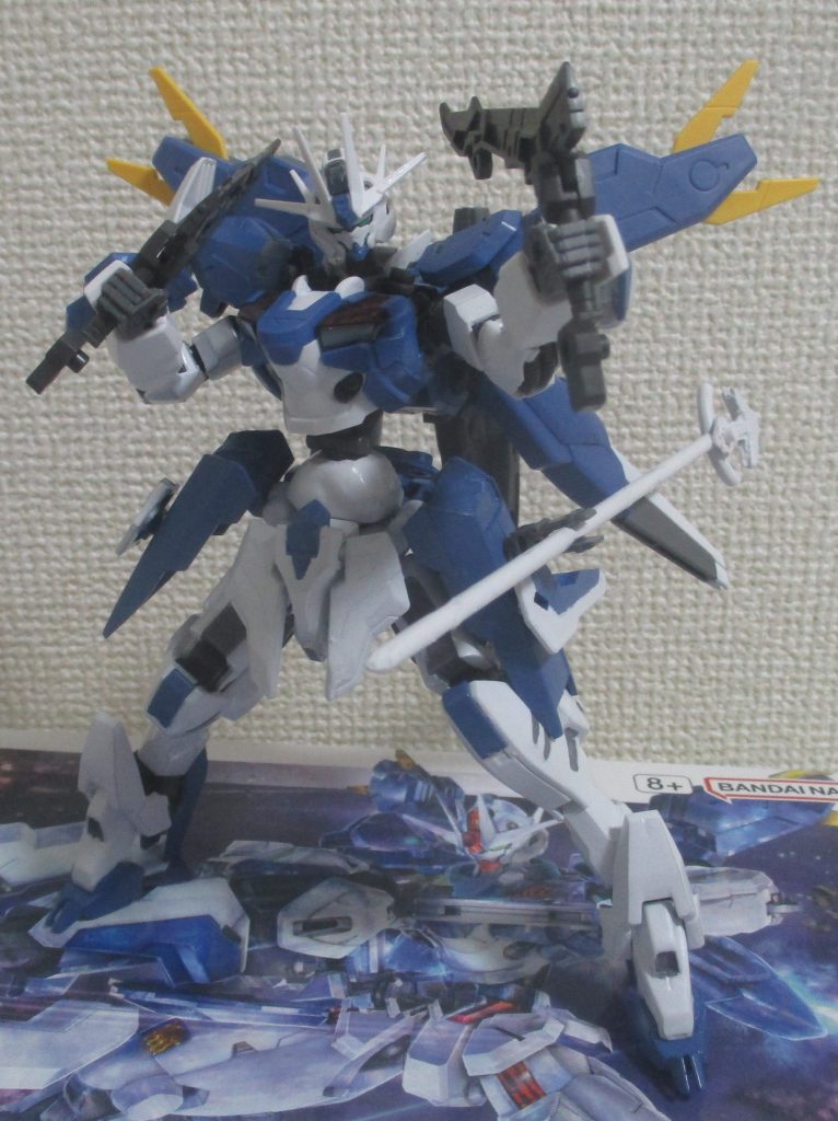 もちろん、ハンドガンにもなります。「進めば2つ」な二刀流ブレード&ガンww