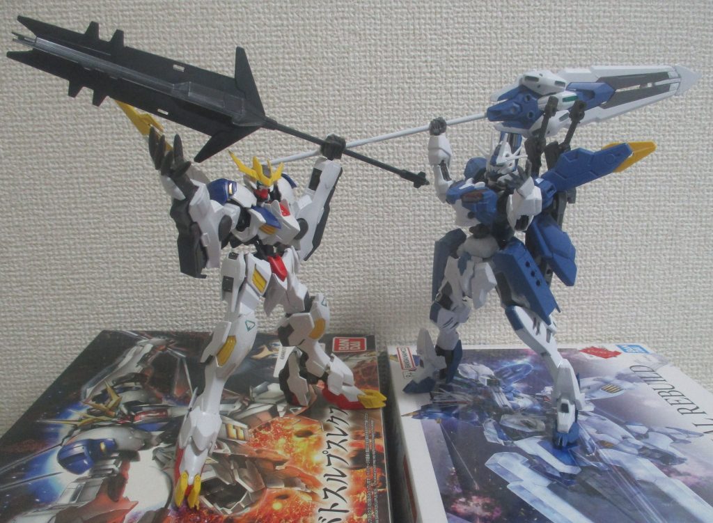 超オマケ先輩(バルバトスルプスレクス)との競演。まさに「王と女王(レクス&レジーナ)」。