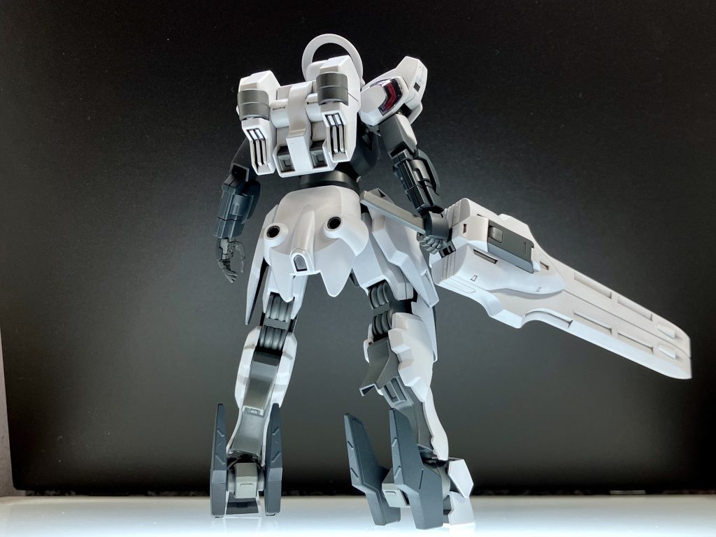 ガンダムシュバルゼッテ–3枚目/制作者：ニシオモケイテン