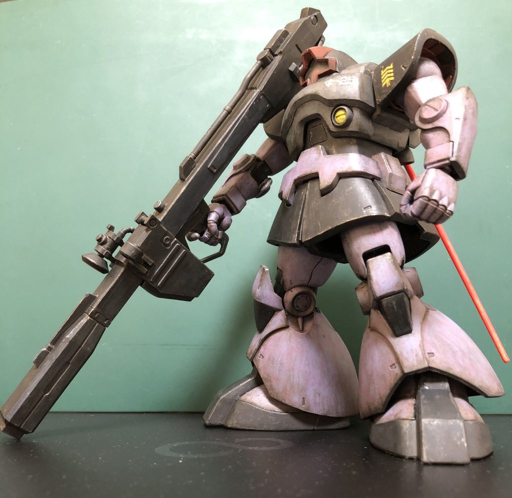 ドムの薄紫ボディの色表現に苦労しましたが、満足できる色味に仕上がりました。