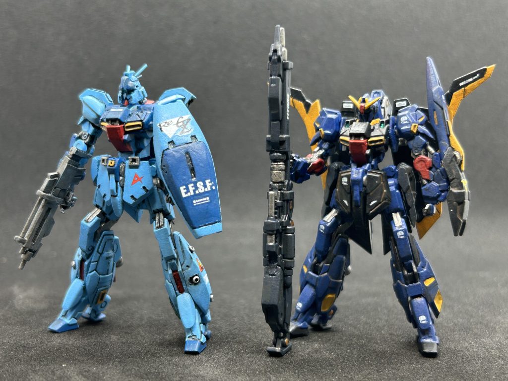 前回作ったzとの比較です。だいぶ身長がUPしてるのが分かると思います。