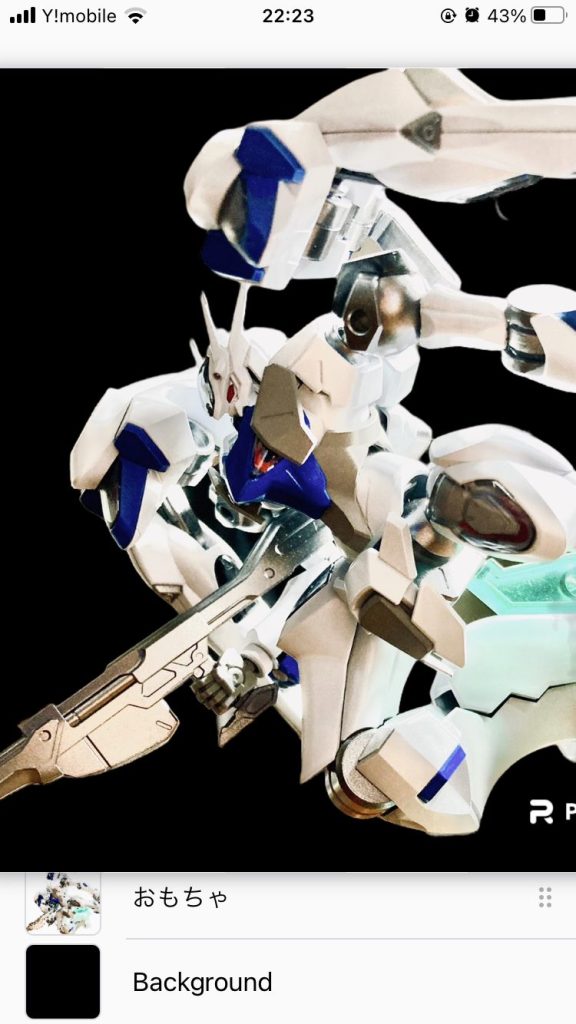 パールホワイト、メタリックブルー、スターブライトアイアンで塗装しています。