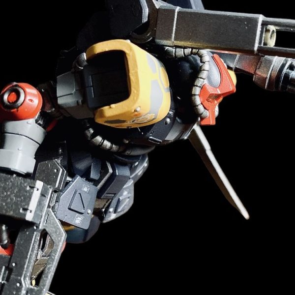 ドム試作実験機　中距離支援型