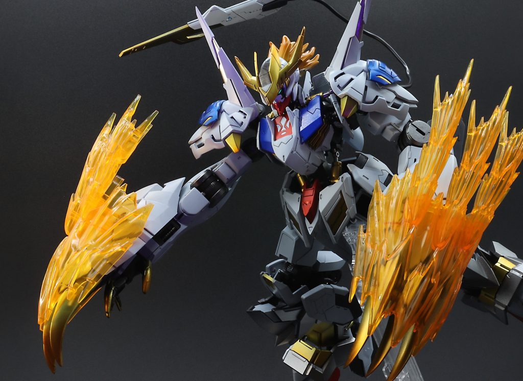 ブラックウォーグレイモンのエフェクトパーツを付けて❗全身凶器感があっていい感じです👍