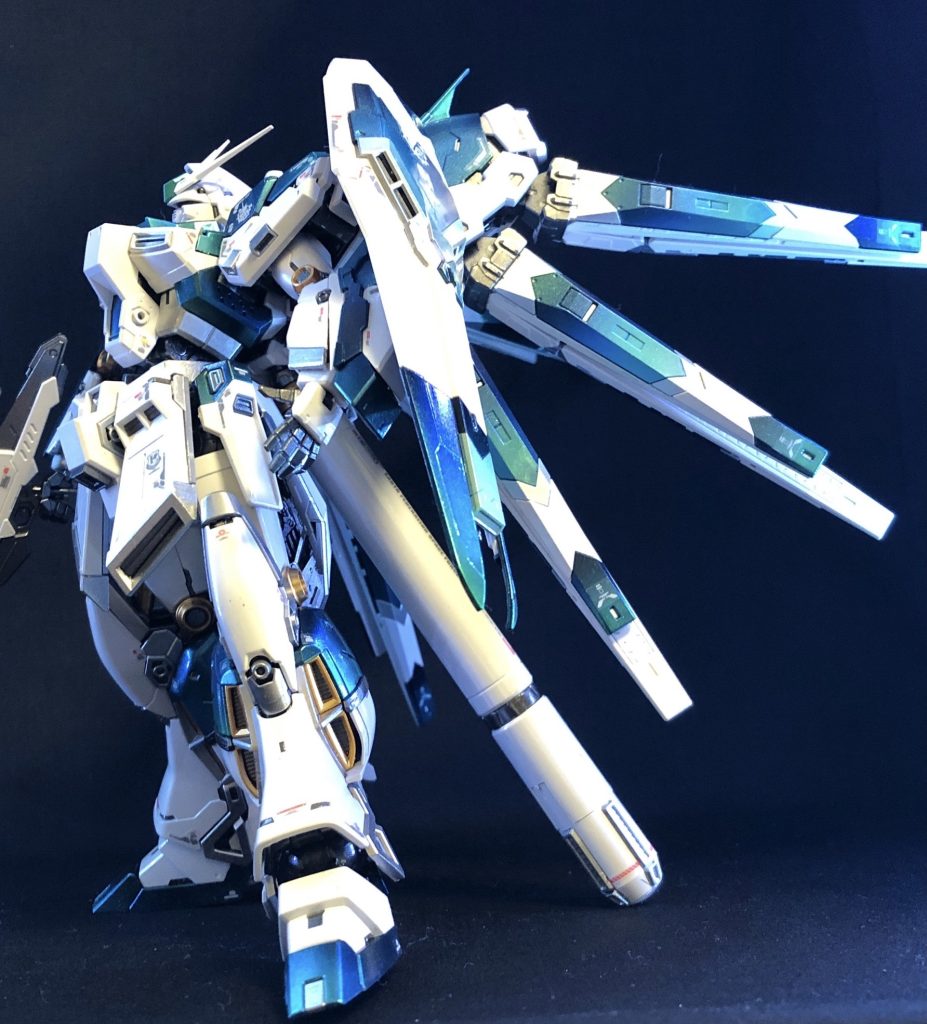 RG Hi-νGUNDAM “Aurora”–3枚目/制作者：Ken