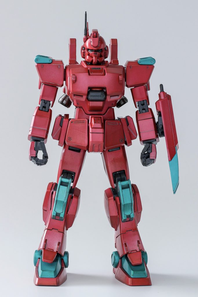 重心低く見えるよう体型いじりました工作箇所二の腕、太もも太くフロントアーマー延長肩アーマー位置下げ頭部マスク位置変更首、腰、足首の可動範囲拡大