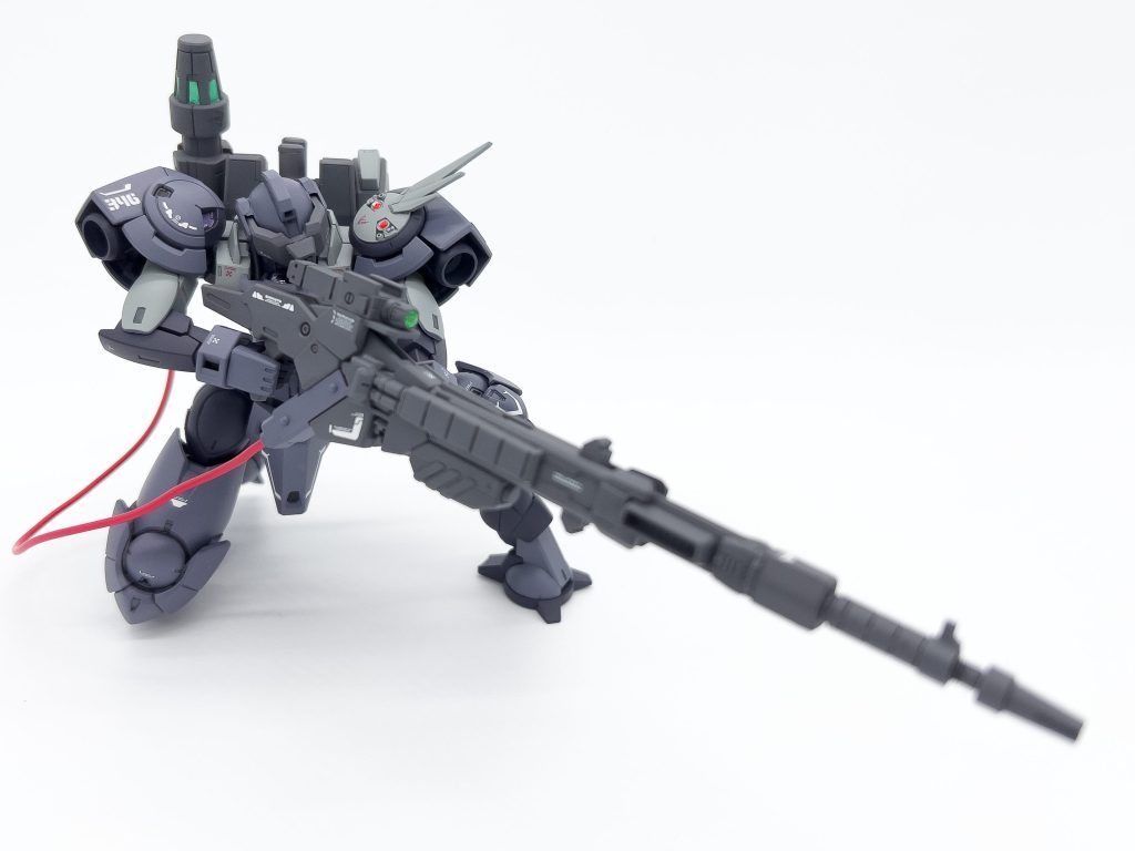 元々ハインドリーが腰アーマーが無い関係でめちゃくちゃ足が上がるので、狙撃姿勢はかなり綺麗に決まります。