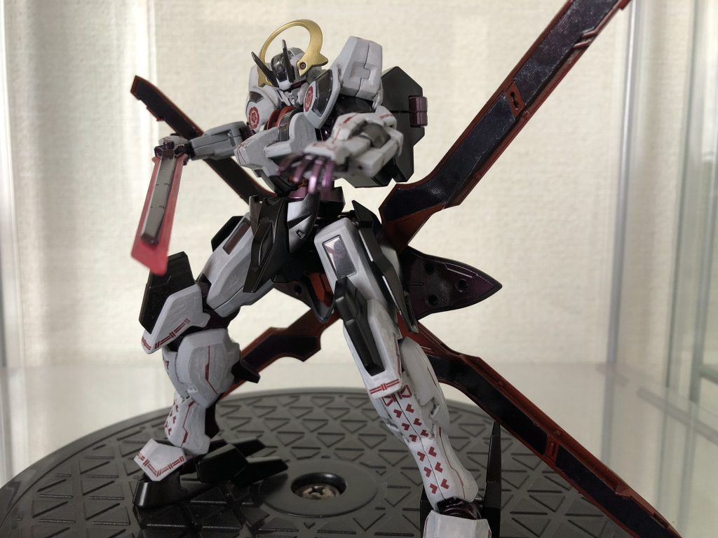 作中の形態を何点か。